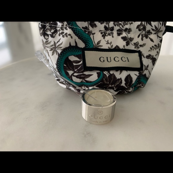 New authentic Gucci wide band ring size 6 sterling silver - Picture 3 of 6